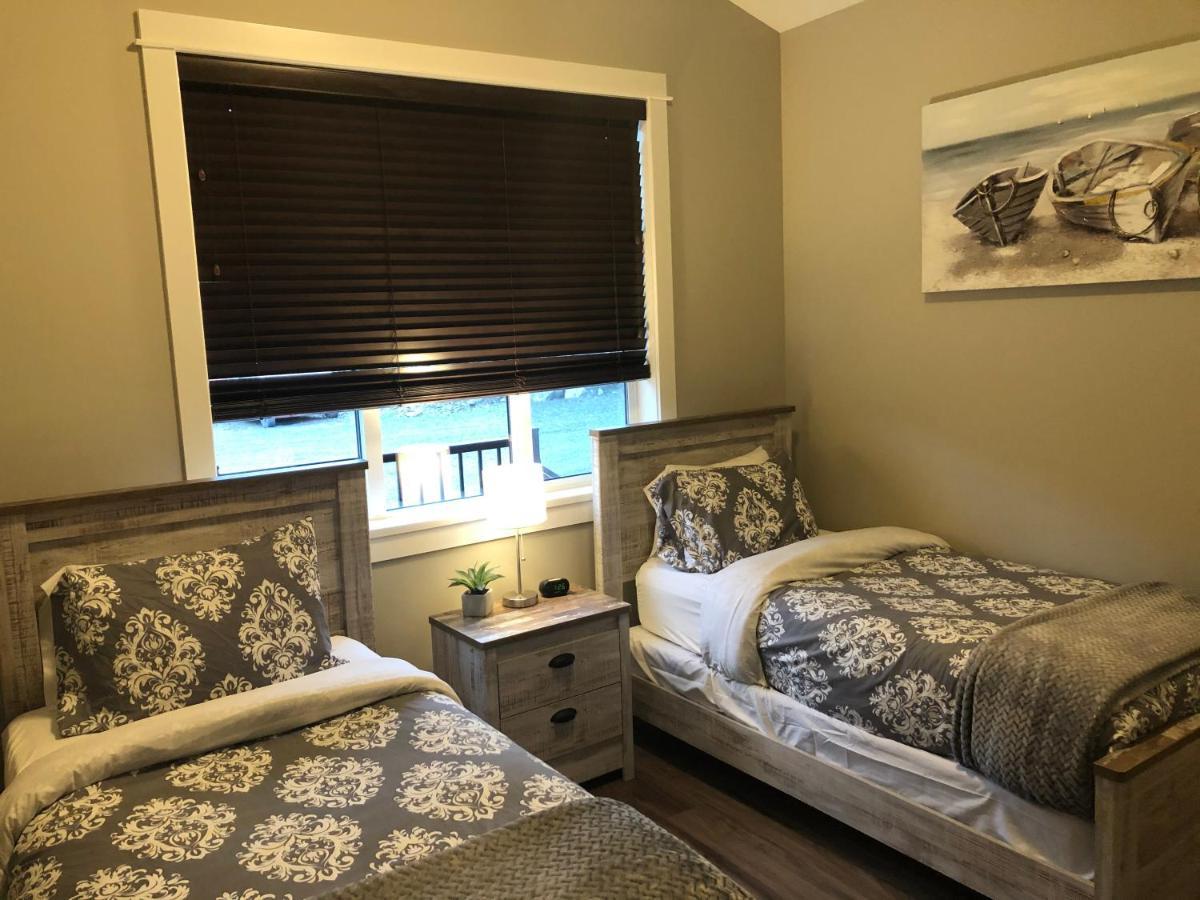 Sandy Feet Retreat Port Renfrew- Oceanfront 2Br Modern Cottage Dış mekan fotoğraf